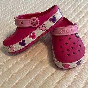 Minnie Mouse crocs